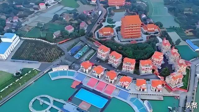 生下11个私生子75岁还在开枝散叶新葡京在逃富豪10位情妇翻牌睡觉(图5)