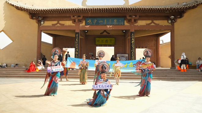 乐动敦煌带您赴一场丝路美学盛宴澳门新葡京网站跟着艺术游甘肃(图1)