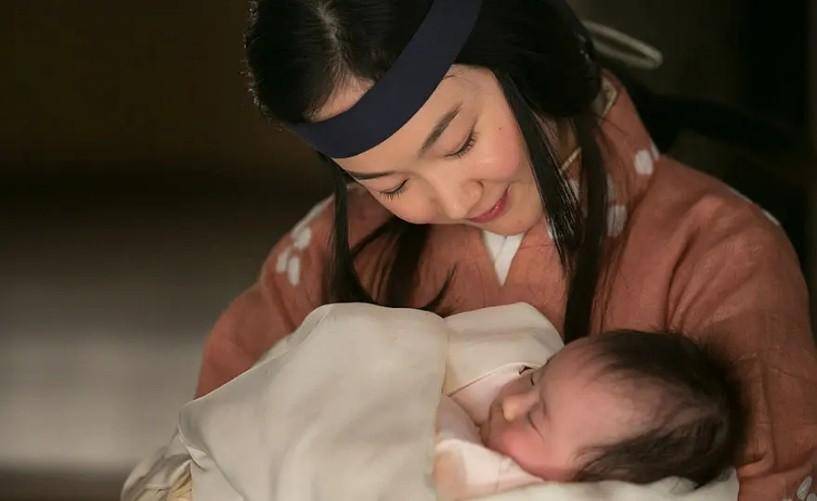 的孩子被全村人抚养流行千年才被废止澳门新葡京日本风俗“夜爬”生下来(图9)