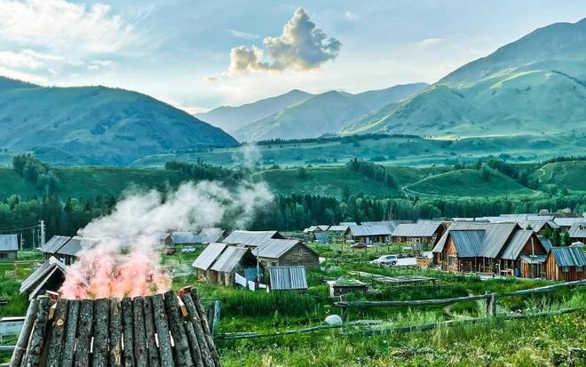 游让草原烟火气和壮美风景相得益彰新葡京博彩巴口香牛肉干+新疆